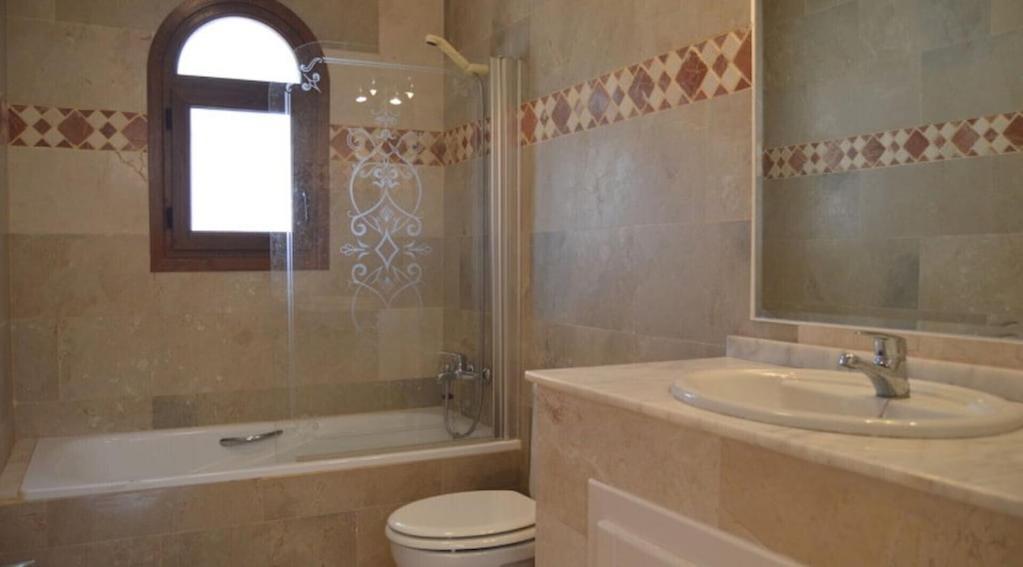 Villamartin, Lovely 2 Bed House, Short Walk To The Plaza. Ориуэла Экстерьер фото